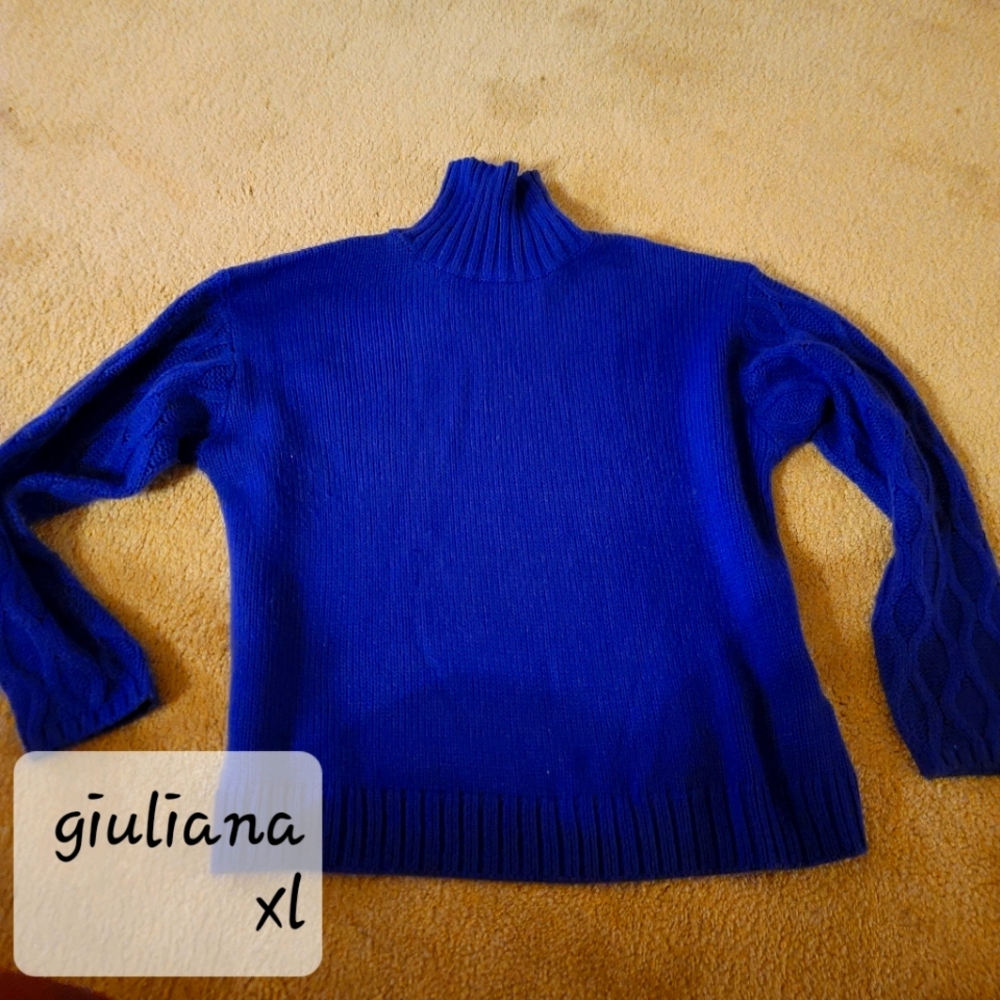 G by Giuliana Vibrant Blue Turtleneck Sweater